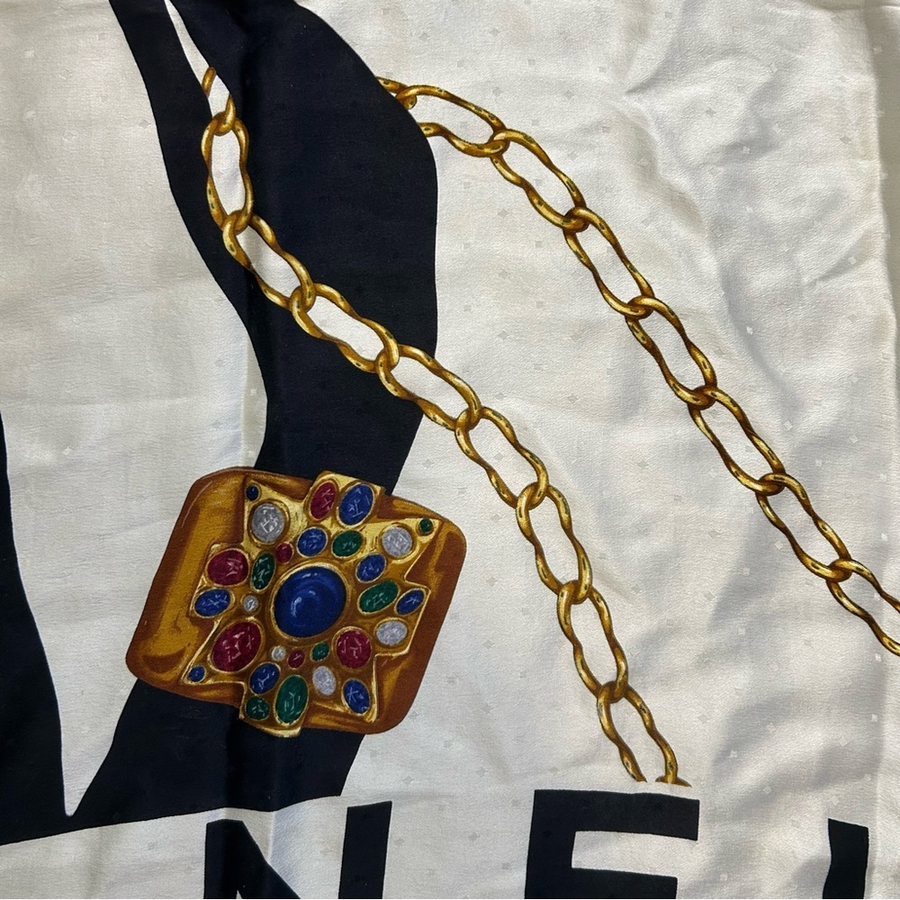 Chanel Vintage Silk Scarf — Coco Silhouette Black & White Chain Print - Picture 2 of 6